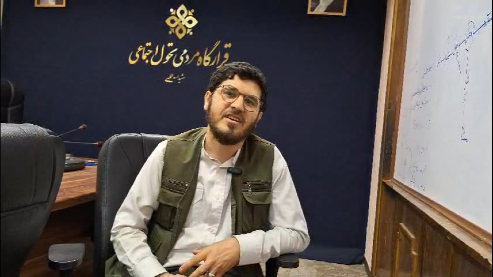 جلسات بیانات خوانی