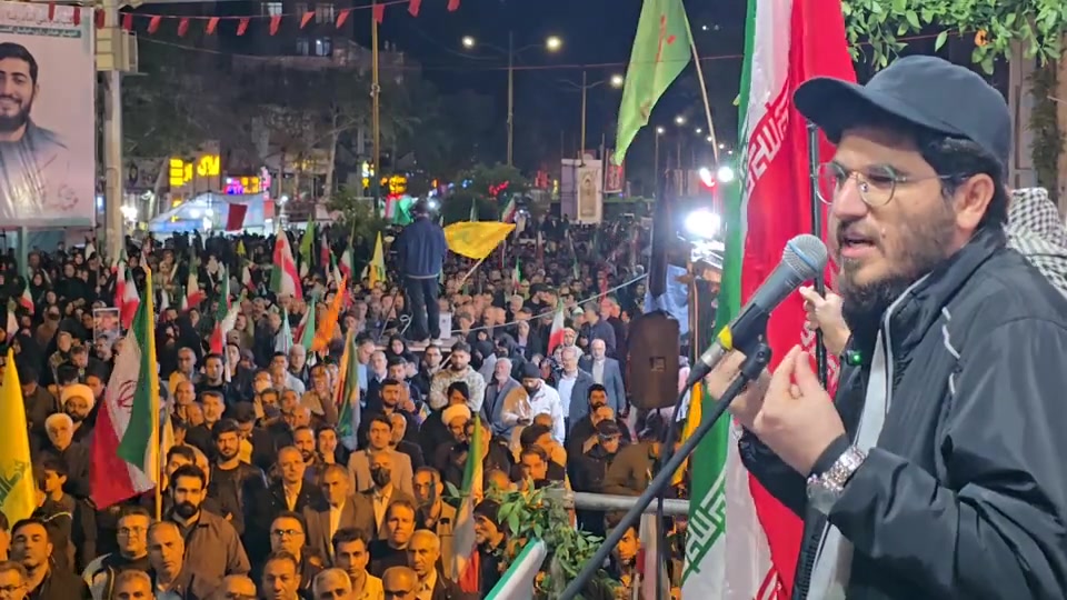 سخنرانی آقای نورمحمدی فعال اجتماعی میدان انقلاب لرستان